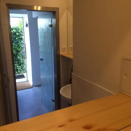 Bach Apartment *